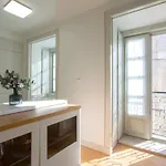 Sunny Viewpoint Graca * Lisboa