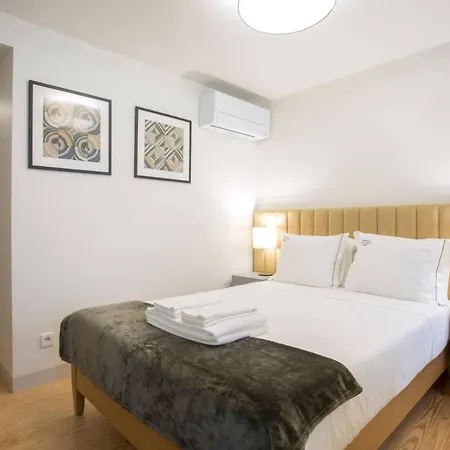Sunny Viewpoint Graca Apartment *